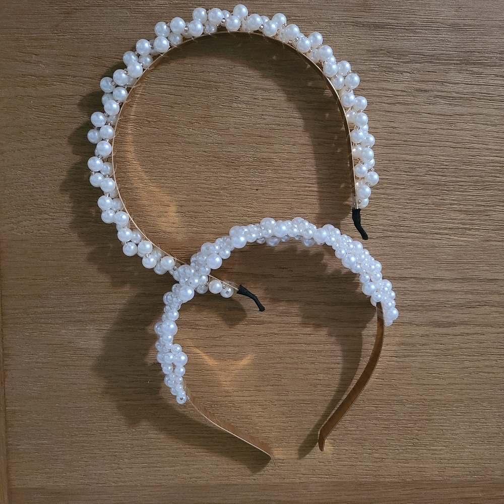 Two Pearl And Gold Headbands - Picture 9 of 10